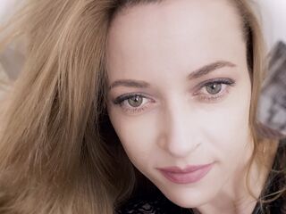 camgirl showing tits AdelineGreen