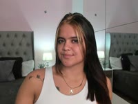 Soy una mujer auténtica, divertida y muy sensual. Me gusta conectar de verdad con las personas, crear un ambiente cómodo donde puedas ser tú mismo sin filtros ni juicios. Me encanta seducir con la mirada, sonreír sin razón, y jugar con tus fantasías más secretas. Aquí no solo encontrarás una modelo, sino una compañera de aventura, una chica que escucha, que provoca y que también se deja llevar. Cada show es único porque me adapto a ti, a tus deseos y a la magia del momento. Si estás buscando algo más que una simple vista... quédate conmigo, te aseguro que no lo vas a olvidar.