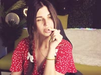 Hey there! My name is Emily ntmu. I am a sexy girl who loves good sex. I can give you a lot of pleasure while playing with my body NO NUDEI like my big MEN, but let