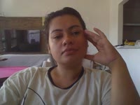 Mulher morena, com seios grandes, adoro sexo, tenho a boca macia, um sorriso lindo e adoro tomar banho com alguém que me observa. Gostei de dois jogos sexuais. Não tão churrasco