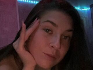 naughty cam girl fingering pussy BuenaRiblet