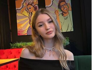 kinky webcam model ClarineTimson