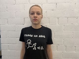 free chat KirstieSchiffert