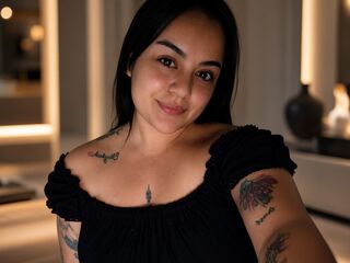 camgirl shaving pussy LizyFlores