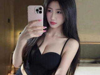 camgirl masturbating with sextoy LouiseEve