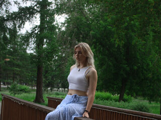 hot cam girl masturbating with sextoy MelisaMokriski