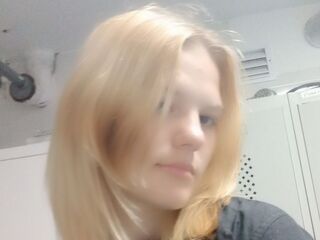 live cam girl OliviaRambousek