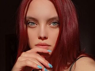 naked girl with webcam masturbating with dildo AlicePill