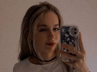 adultcam AliceWoody