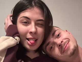 live cam couple fucking GlennisAndReanne