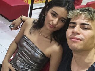 sexy webcam couple pic MadissonandRobin