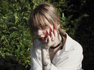 webcam girl foot fetish chatroom LiyaLuna