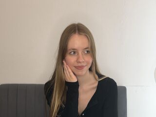 fingering cam girl AbigailLee
