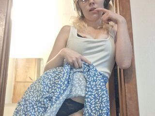 live-chat AjaJones