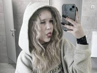 free live webcam AlicaUwu