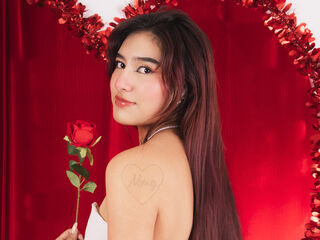 camwhore masturbating with vibrator AliceKemp