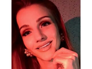 camslut naked Alimka