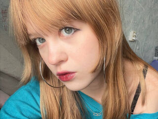 naked cam girl masturbating AmberLune