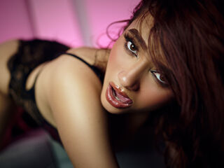 cam strip tease AmeliaJonnes