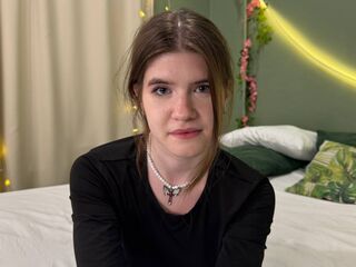 webcamgirl chatroom AngelinaLing