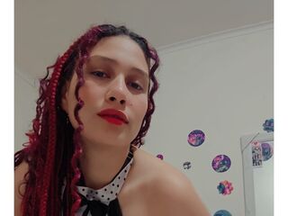 camslut masturbating AngellaCohelo
