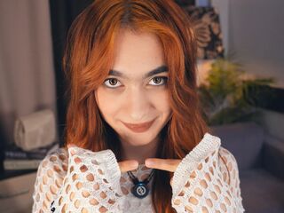 camslut showing pussy AnhWhitlatch