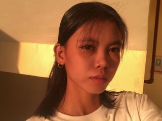 flirt chat room AnnahGrace