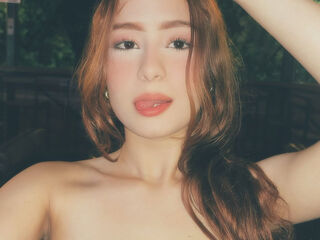 camgirl fingering bald pussy AntonellaLee