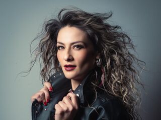 online chat AryTorres