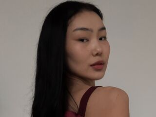mastubating web cam girl BellaSanny
