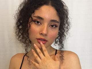 cam girl video BellaVuitton