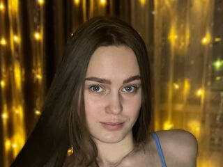 girl naked BernardineCaiafa