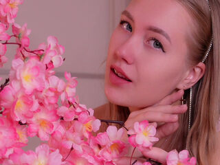 masturbating webcam girl BertaTurro