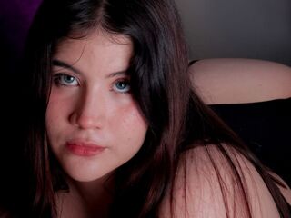 naked camgirl masturbating BiancaField