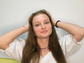 cam girl masturbating with sextoy BlissCorrell