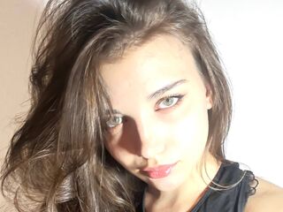 babe webcam BriandaLudwic