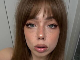 beautiful webcam girl CaitlinBlethen
