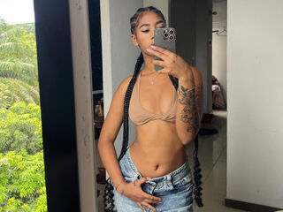 camsex photo CarolineCartson