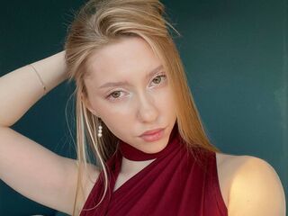 naked cam live CarylonBenzer