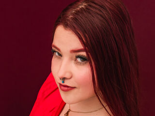 naked webcam girl fingering CelesteSalders