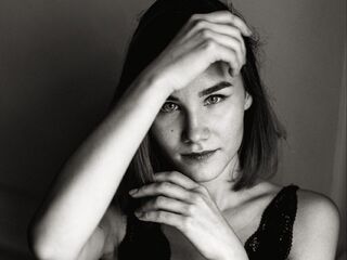 fingering girl chatroom ClareFlorence