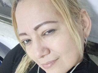 hot girl live cam ClauWatson