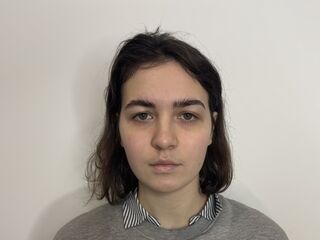 camgirl playing with sextoy CorinaHariri