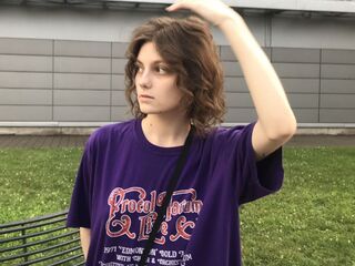 cam slut photo CorinneKeidong