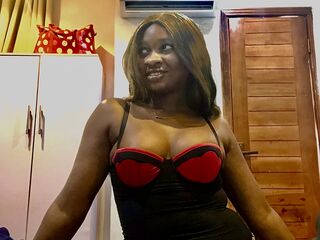fingering girl webcam picture DaniellaRosey