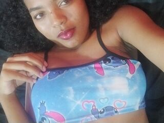 camgirl shaving pussy DaysiPolo