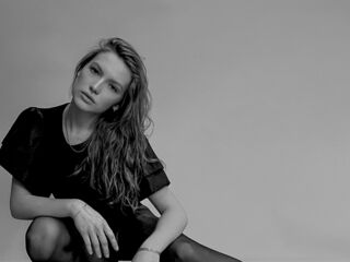 hot cam girl spreading pussy DianaBum