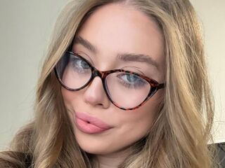 naked webcam girl picture DianeWhitly