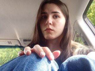 fingering cam slut DianneKinly