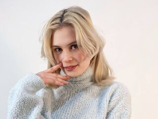 fingering cam slut DionTarzia